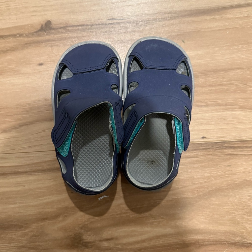 Ten Little Everyday Sandal